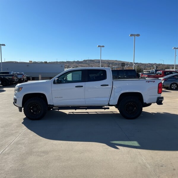 2020 Chevrolet Colorado Work Truck   - Photo 10 - Sherman Oaks, CA 91423