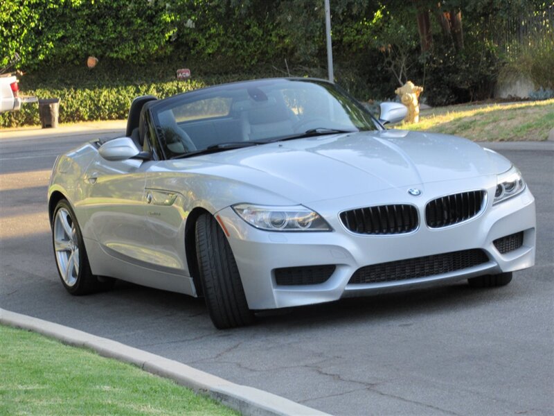 2014 BMW Z4 sDrive28i   - Photo 2 - Sherman Oaks, CA 91423