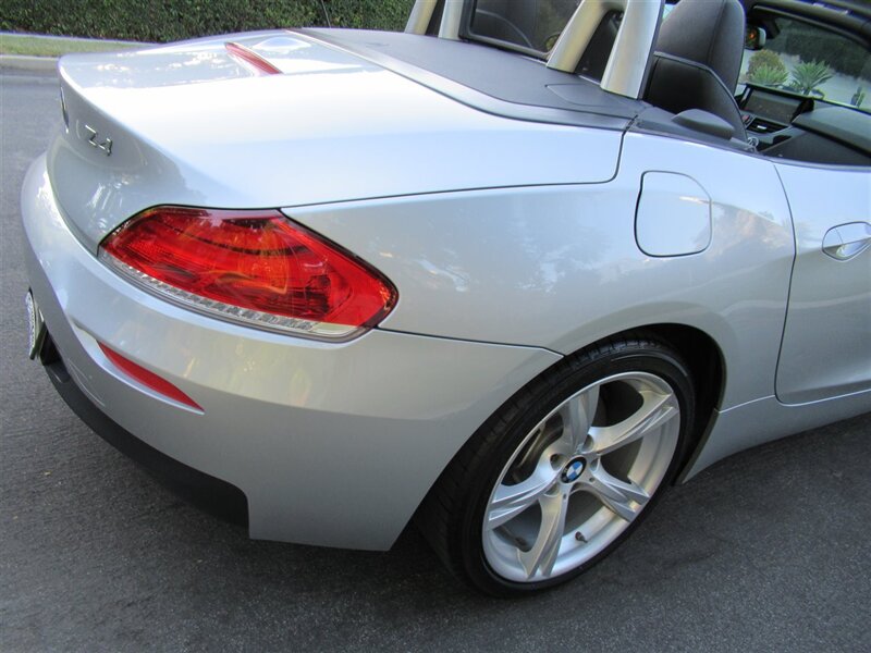 2014 BMW Z4 sDrive28i   - Photo 35 - Sherman Oaks, CA 91423