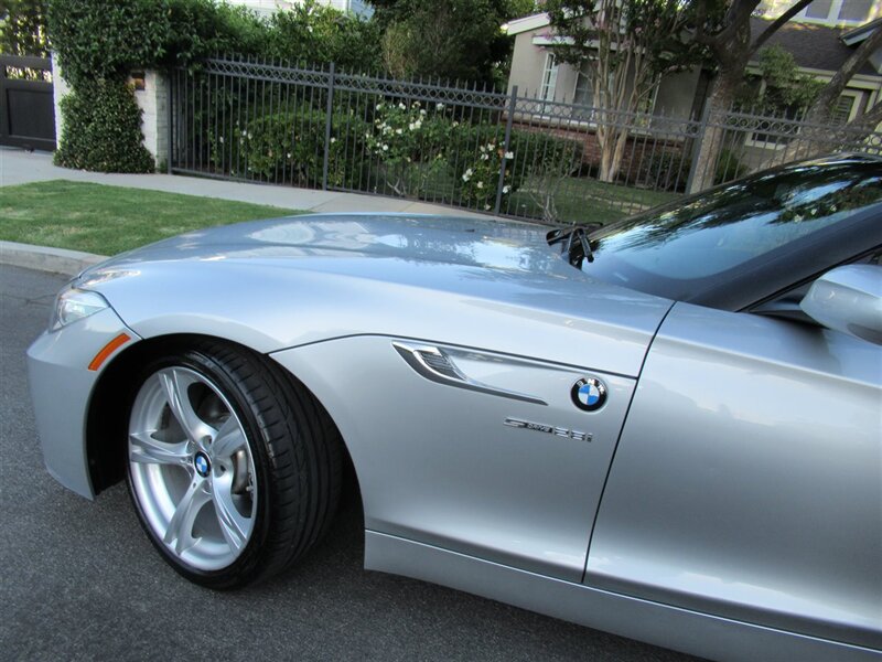 2014 BMW Z4 sDrive28i   - Photo 37 - Sherman Oaks, CA 91423