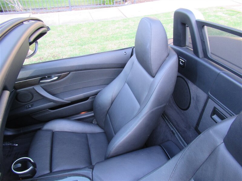 2014 BMW Z4 sDrive28i   - Photo 19 - Sherman Oaks, CA 91423