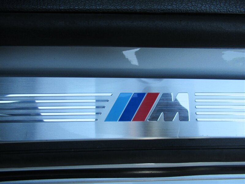 2014 BMW Z4 sDrive28i   - Photo 17 - Sherman Oaks, CA 91423