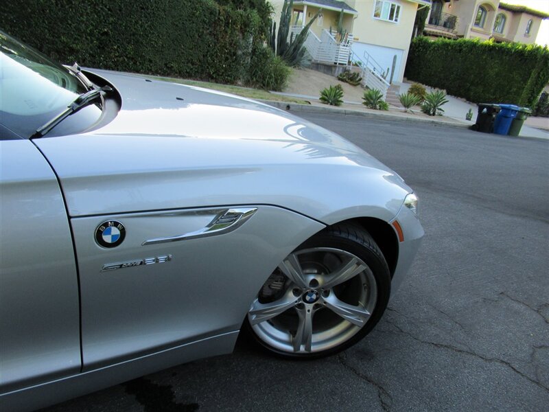 2014 BMW Z4 sDrive28i   - Photo 33 - Sherman Oaks, CA 91423