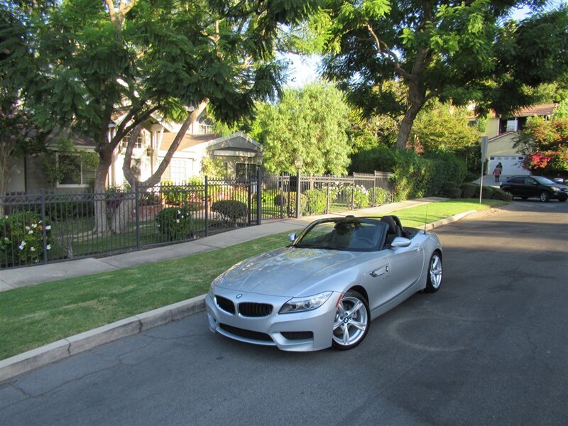 2014 BMW Z4 sDrive28i   - Photo 3 - Sherman Oaks, CA 91423