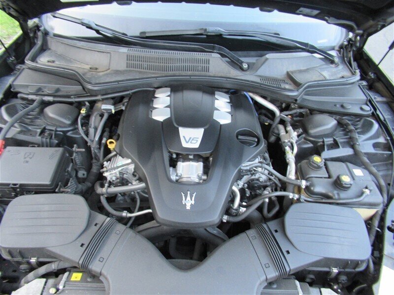 2018 Maserati Ghibli   - Photo 44 - Sherman Oaks, CA 91423