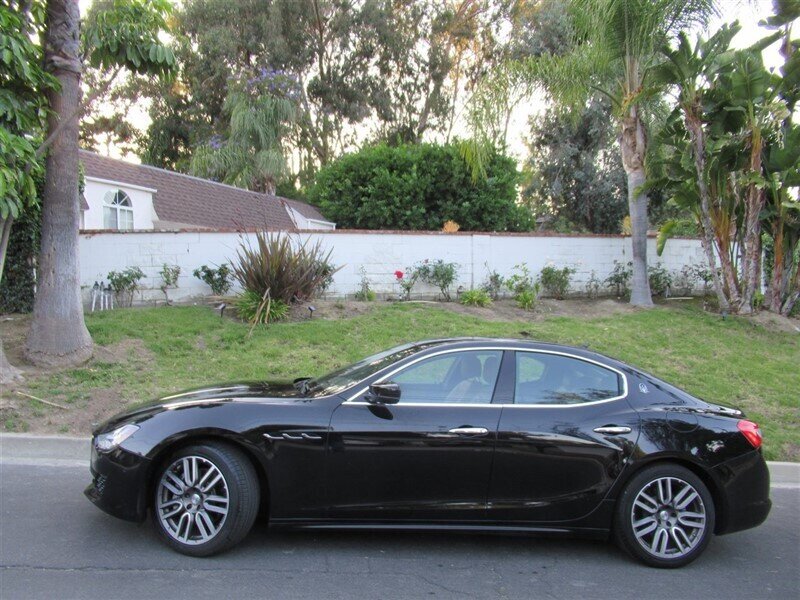 2018 Maserati Ghibli   - Photo 4 - Sherman Oaks, CA 91423