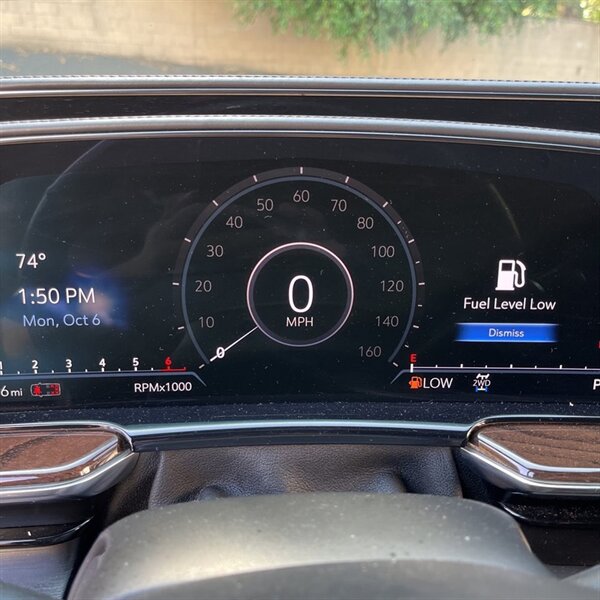 2021 Cadillac Escalade Sport Platinum   - Photo 18 - Sherman Oaks, CA 91423