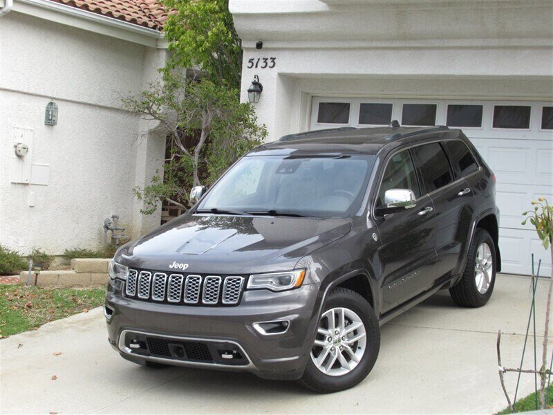 2017 Jeep Grand Cherokee Overland   - Photo 2 - Sherman Oaks, CA 91423
