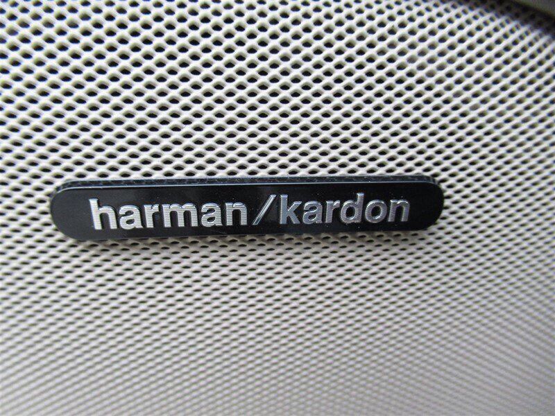 2017 Jeep Grand Cherokee Overland   - Photo 26 - Sherman Oaks, CA 91423