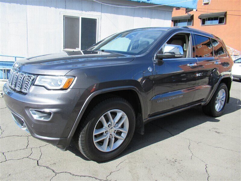 2017 Jeep Grand Cherokee Overland   - Photo 49 - Sherman Oaks, CA 91423