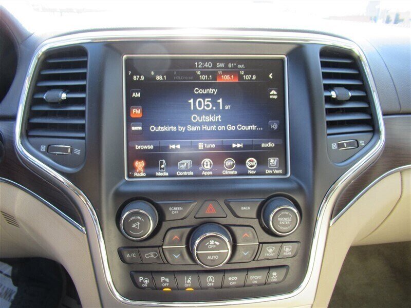2017 Jeep Grand Cherokee Overland   - Photo 68 - Sherman Oaks, CA 91423