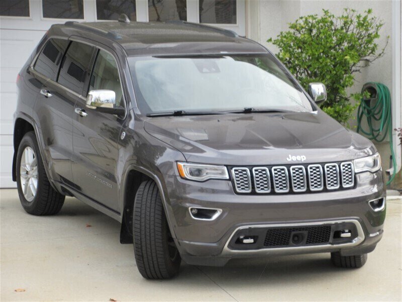 2017 Jeep Grand Cherokee Overland   - Photo 5 - Sherman Oaks, CA 91423
