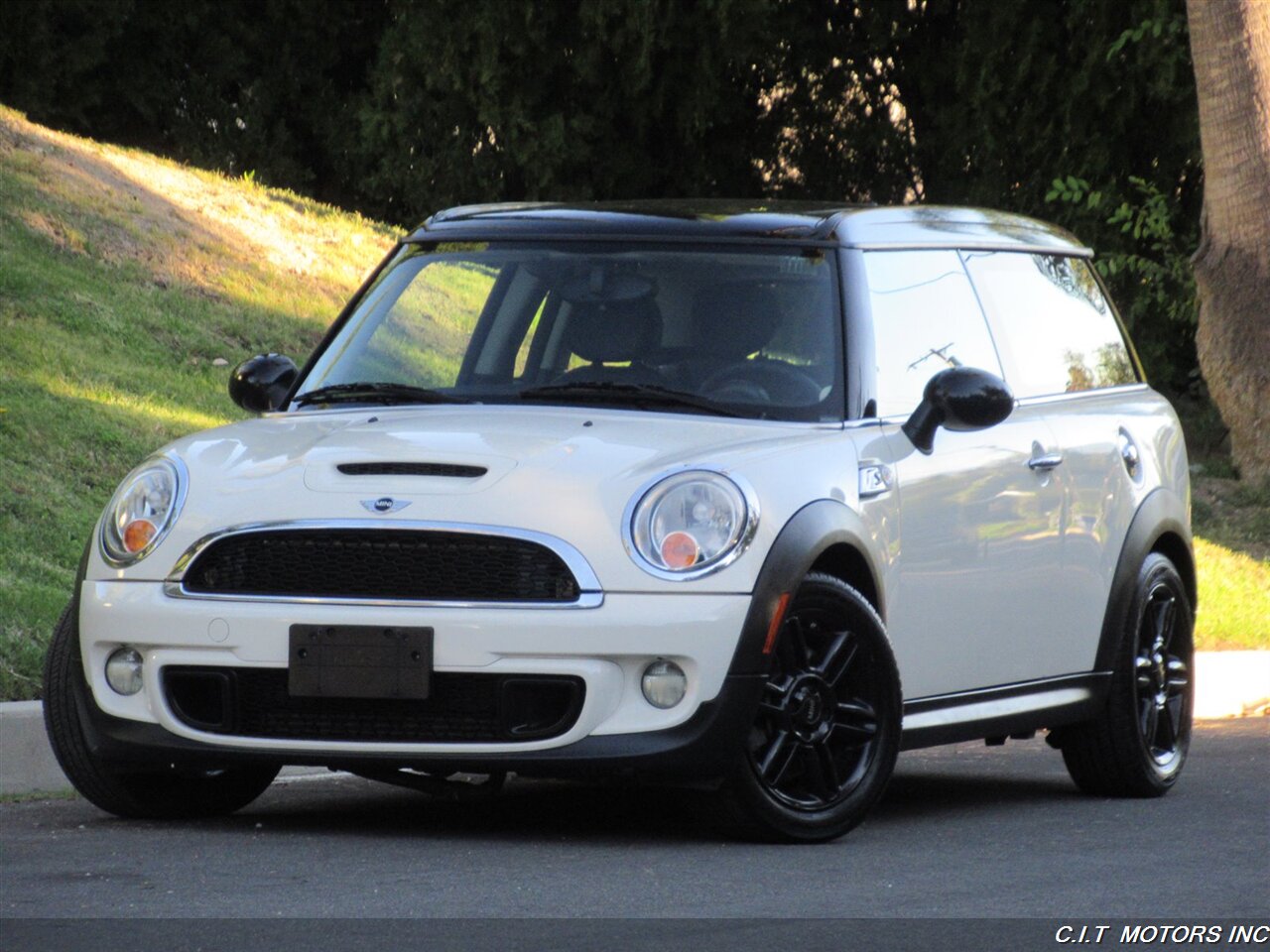 2012 MINI Cooper S   - Photo 5 - Sherman Oaks, CA 91423