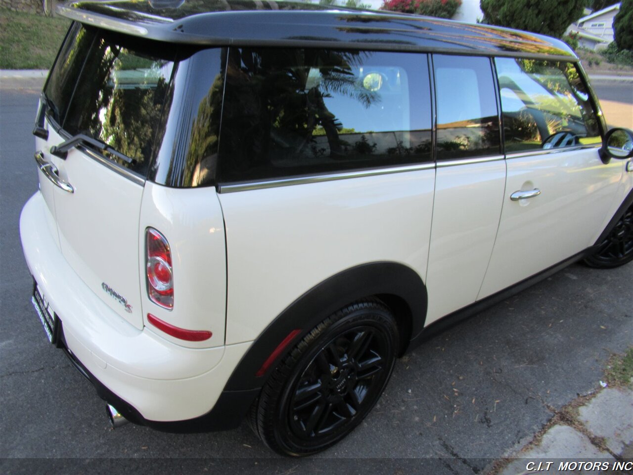 2012 MINI Cooper S   - Photo 30 - Sherman Oaks, CA 91423