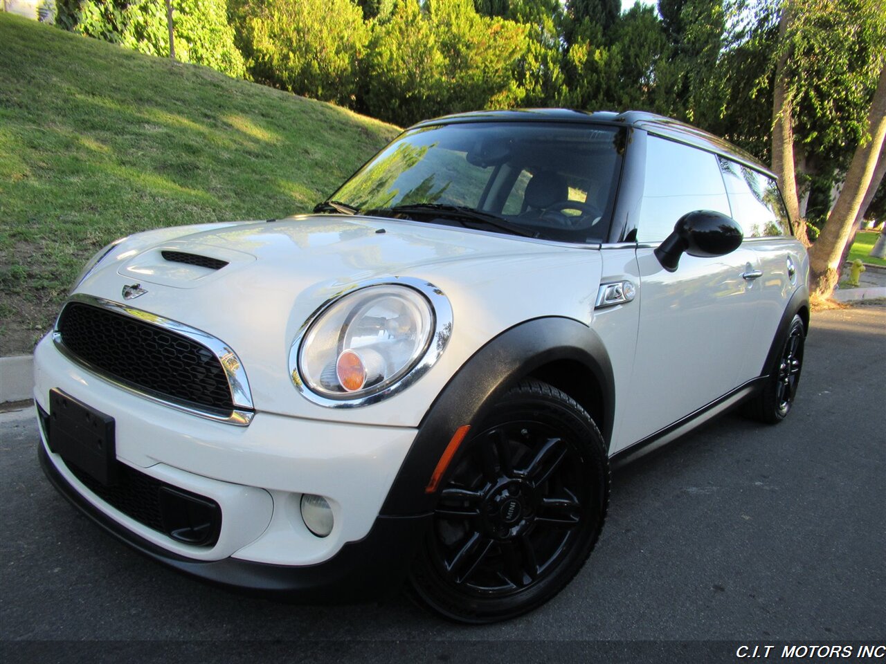 2012 MINI Cooper S   - Photo 9 - Sherman Oaks, CA 91423