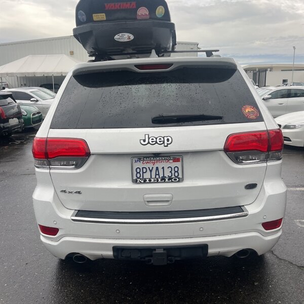 2017 Jeep Grand Cherokee Overland   - Photo 7 - Sherman Oaks, CA 91423