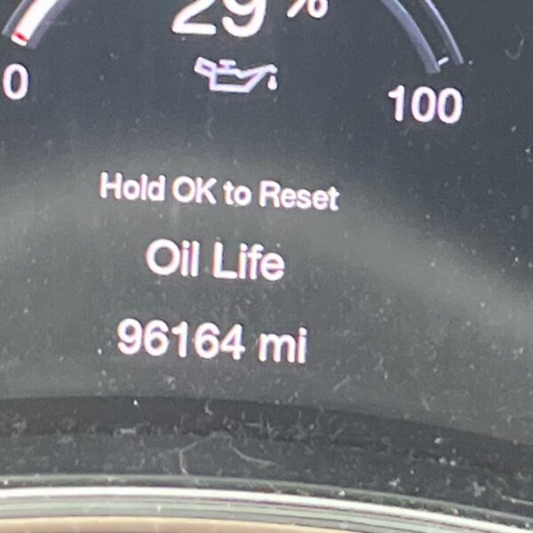 2017 Jeep Grand Cherokee Overland   - Photo 18 - Sherman Oaks, CA 91423