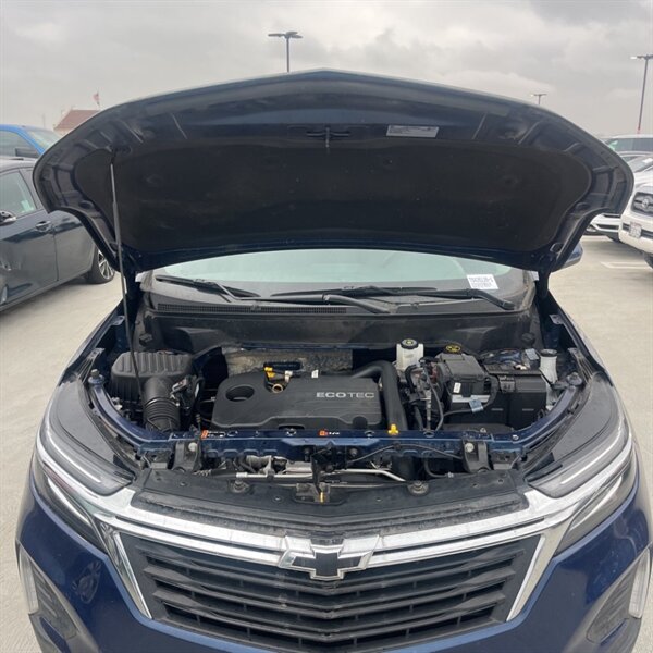 2022 Chevrolet Equinox LT   - Photo 14 - Sherman Oaks, CA 91423