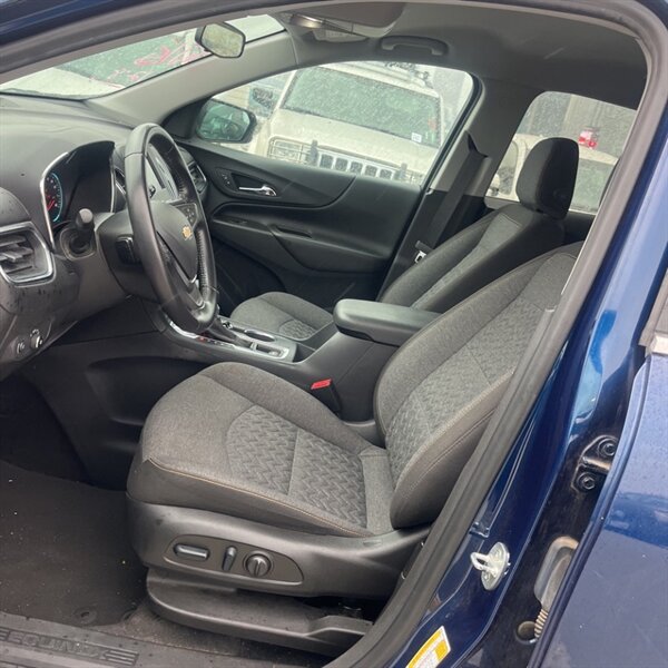 2022 Chevrolet Equinox LT   - Photo 15 - Sherman Oaks, CA 91423