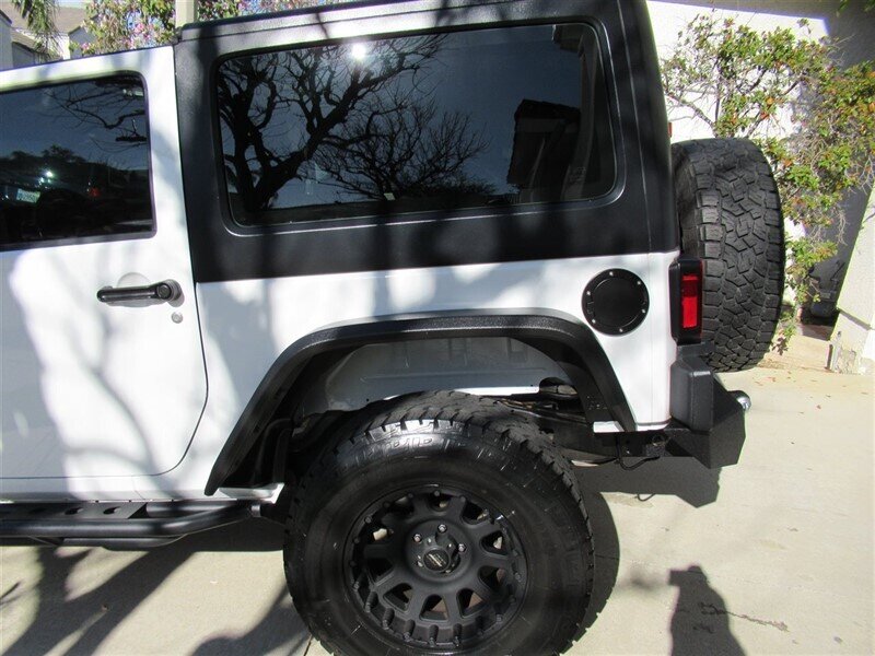 2018 Jeep Wrangler JK Sport   - Photo 34 - Sherman Oaks, CA 91423