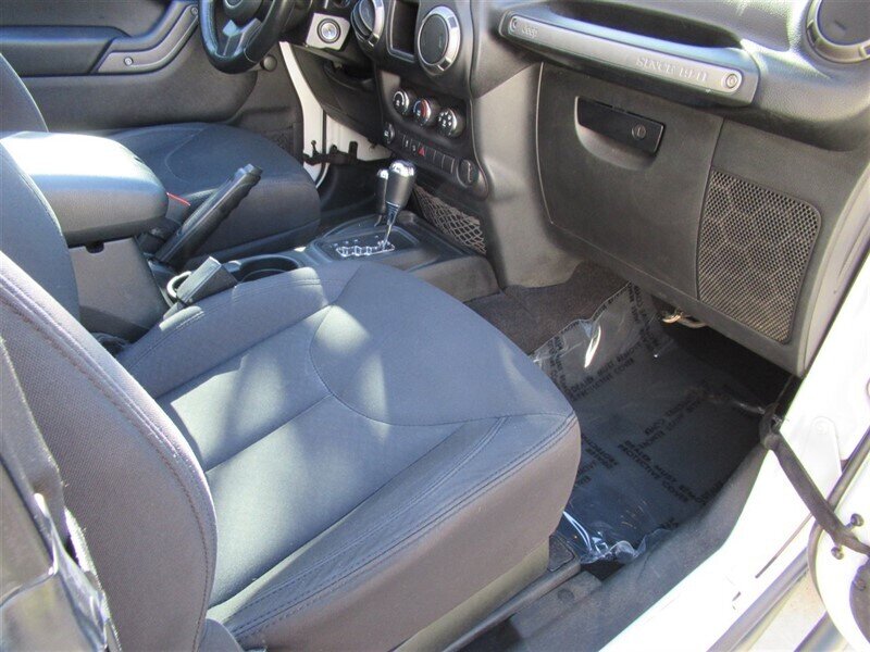 2018 Jeep Wrangler JK Sport   - Photo 27 - Sherman Oaks, CA 91423