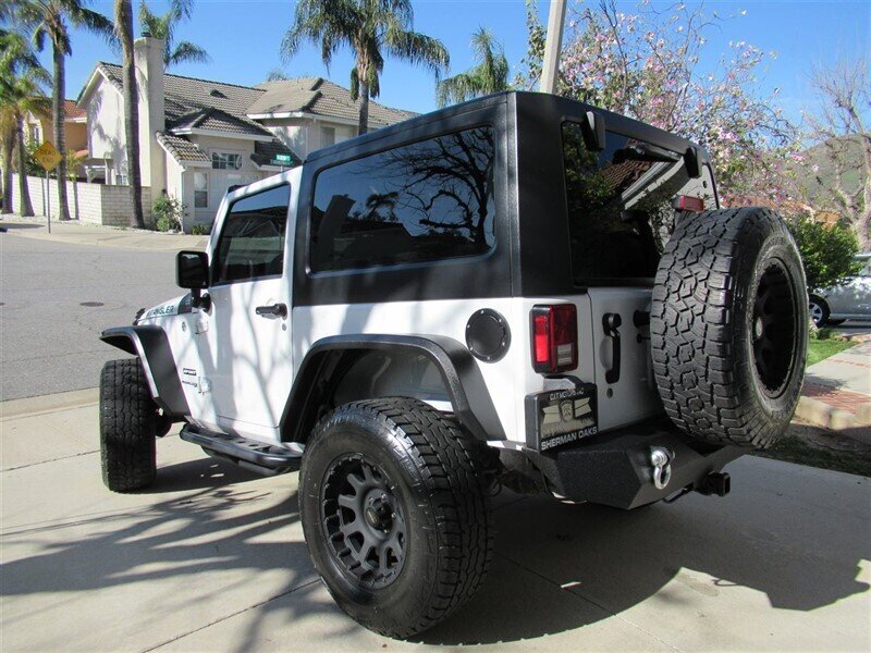 2018 Jeep Wrangler JK Sport   - Photo 4 - Sherman Oaks, CA 91423