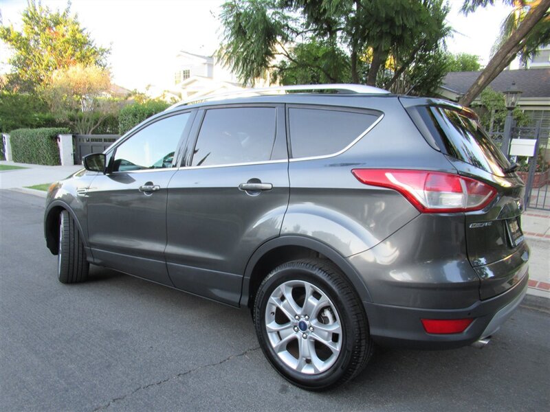 2016 Ford Escape Titanium   - Photo 6 - Sherman Oaks, CA 91423