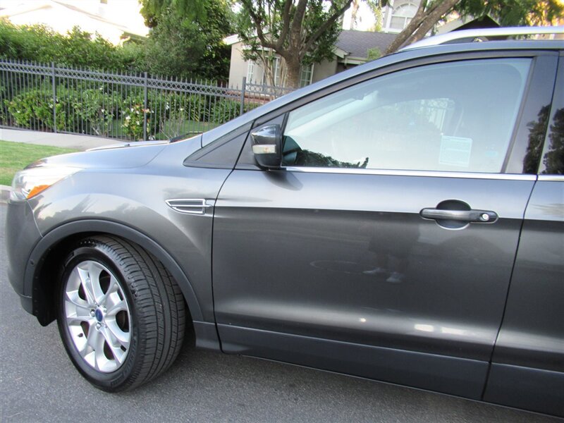 2016 Ford Escape Titanium   - Photo 43 - Sherman Oaks, CA 91423