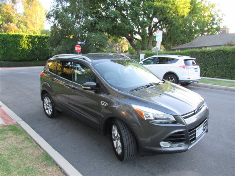 2016 Ford Escape Titanium   - Photo 10 - Sherman Oaks, CA 91423