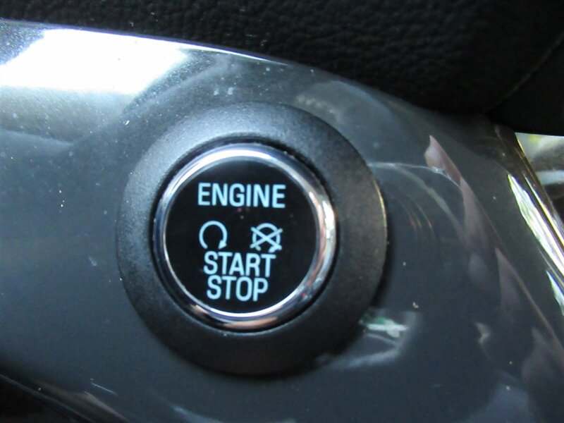 2016 Ford Escape Titanium   - Photo 24 - Sherman Oaks, CA 91423
