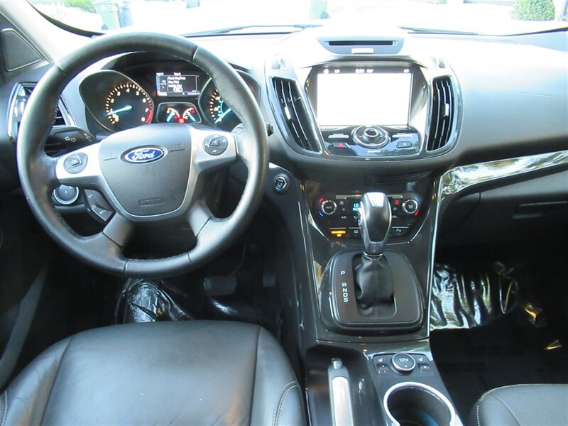 2016 Ford Escape Titanium   - Photo 31 - Sherman Oaks, CA 91423