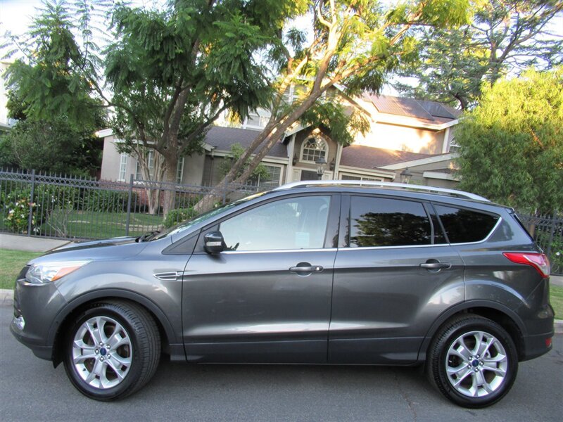 2016 Ford Escape Titanium   - Photo 5 - Sherman Oaks, CA 91423