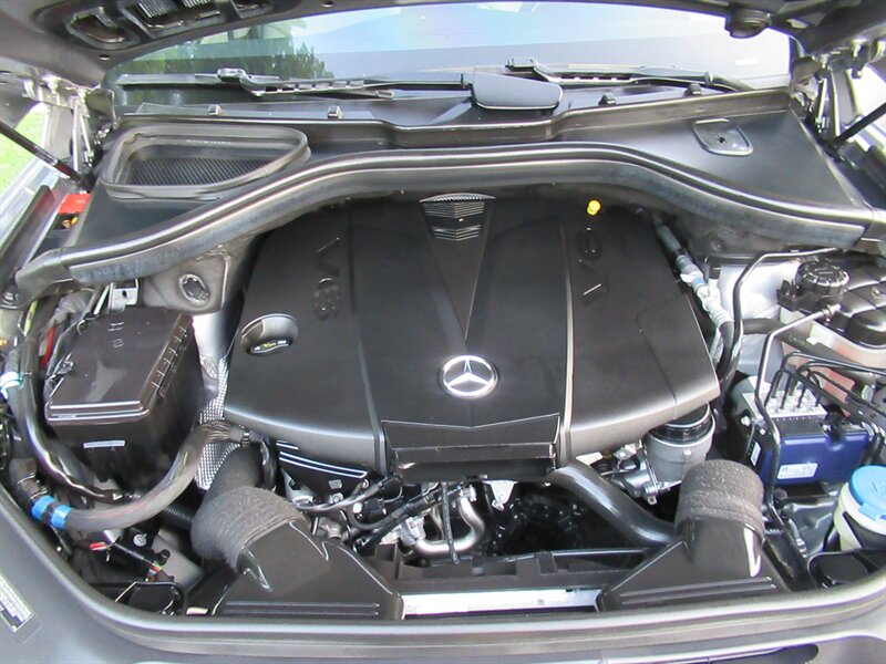 2015 Mercedes-Benz GL 350 BlueTEC   - Photo 47 - Sherman Oaks, CA 91423