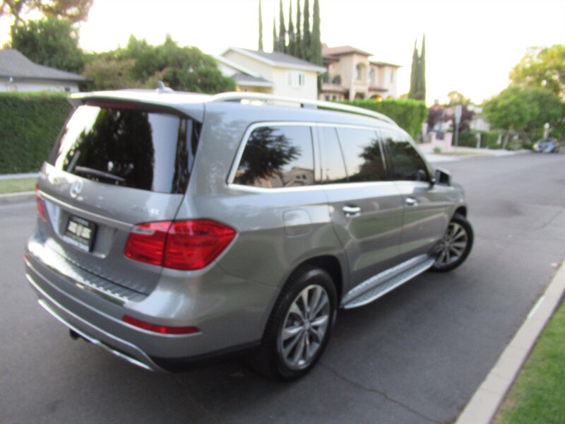 2015 Mercedes-Benz GL 350 BlueTEC   - Photo 8 - Sherman Oaks, CA 91423