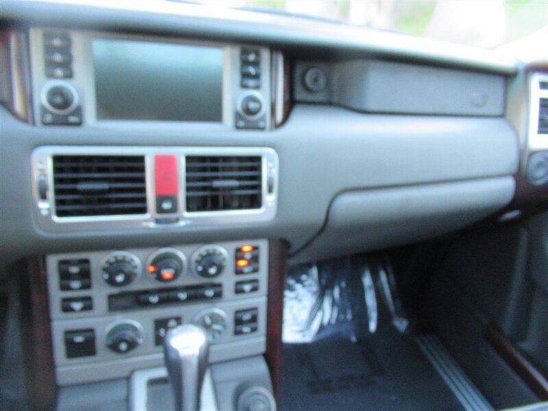 2006 Land Rover Range Rover HSE   - Photo 22 - Sherman Oaks, CA 91423
