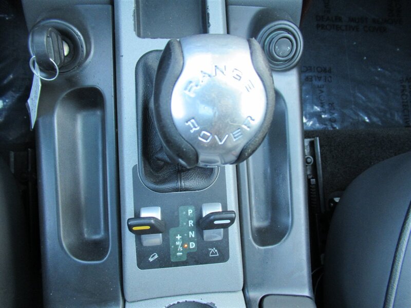 2006 Land Rover Range Rover HSE   - Photo 24 - Sherman Oaks, CA 91423