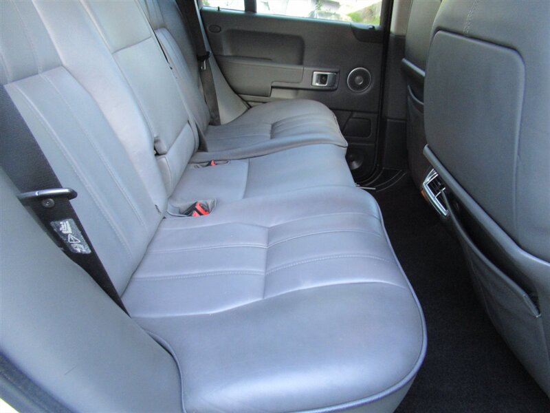 2006 Land Rover Range Rover HSE   - Photo 30 - Sherman Oaks, CA 91423