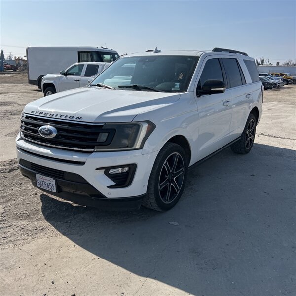 2021 Ford Expedition Limited   - Photo 12 - Sherman Oaks, CA 91423