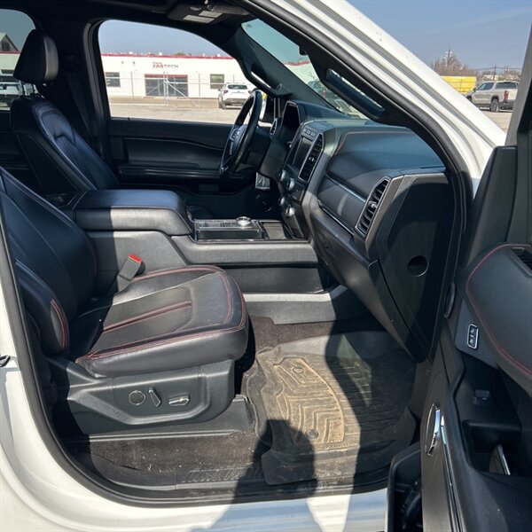 2021 Ford Expedition Limited   - Photo 16 - Sherman Oaks, CA 91423