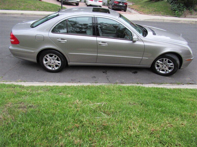 2006 Mercedes-Benz E 350   - Photo 4 - Sherman Oaks, CA 91423