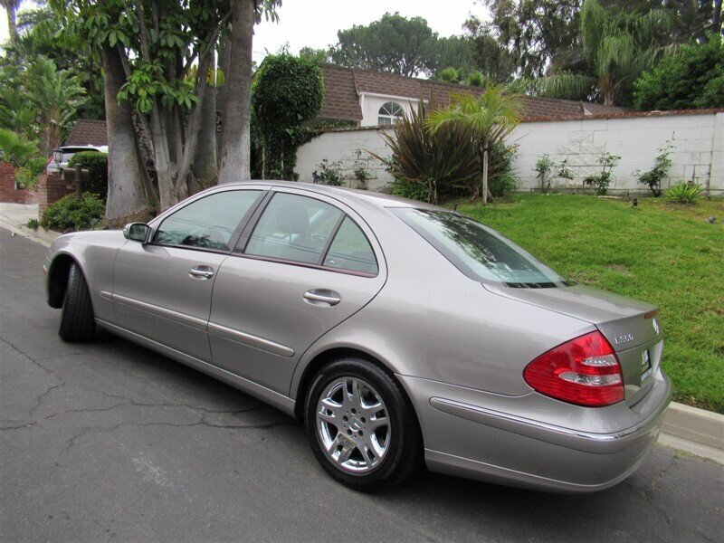 2006 Mercedes-Benz E 350   - Photo 8 - Sherman Oaks, CA 91423