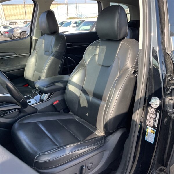 2021 Kia Telluride S   - Photo 14 - Sherman Oaks, CA 91423