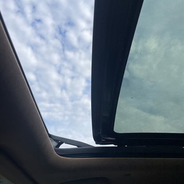 2019 Cadillac XT5 Platinum   - Photo 21 - Sherman Oaks, CA 91423