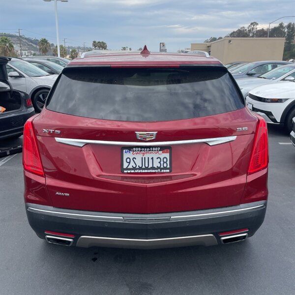 2019 Cadillac XT5 Platinum   - Photo 6 - Sherman Oaks, CA 91423