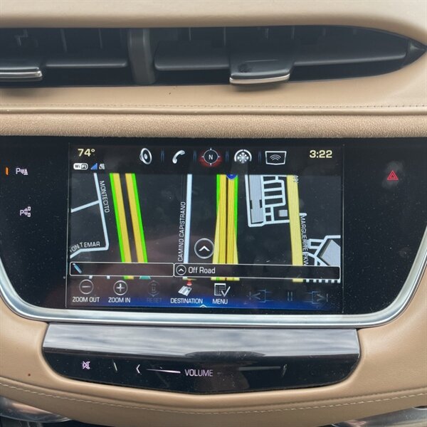 2019 Cadillac XT5 Platinum   - Photo 22 - Sherman Oaks, CA 91423