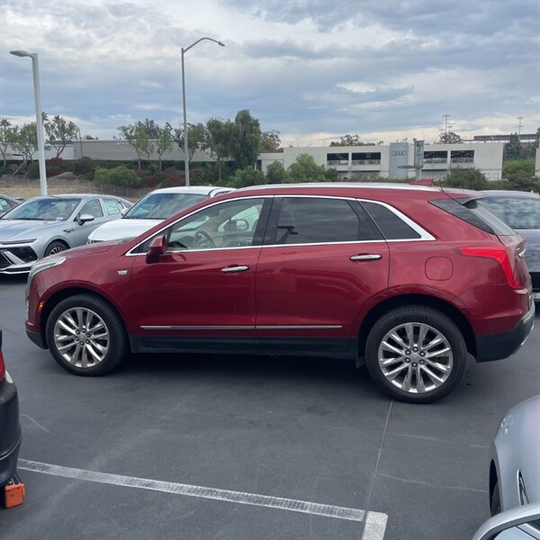 2019 Cadillac XT5 Platinum   - Photo 7 - Sherman Oaks, CA 91423