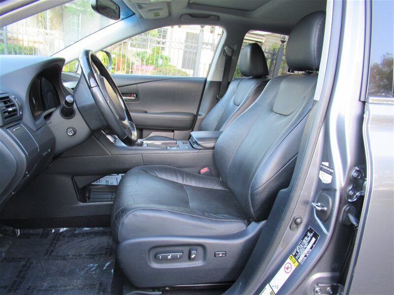 2015 Lexus RX   - Photo 14 - Sherman Oaks, CA 91423