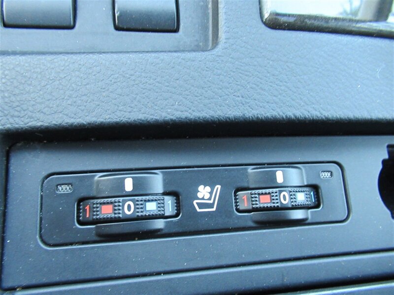 2015 Lexus RX   - Photo 23 - Sherman Oaks, CA 91423