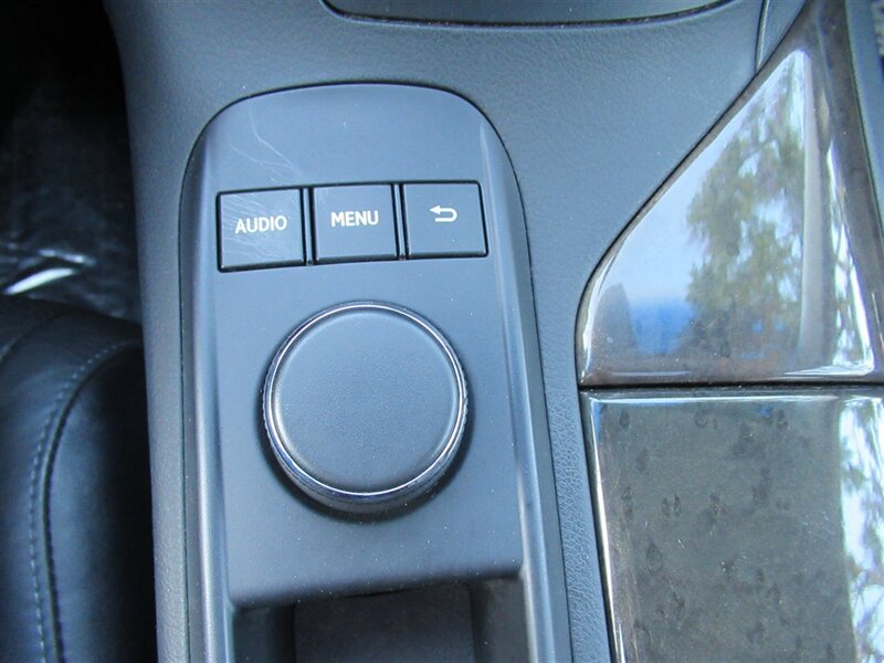 2015 Lexus RX   - Photo 24 - Sherman Oaks, CA 91423