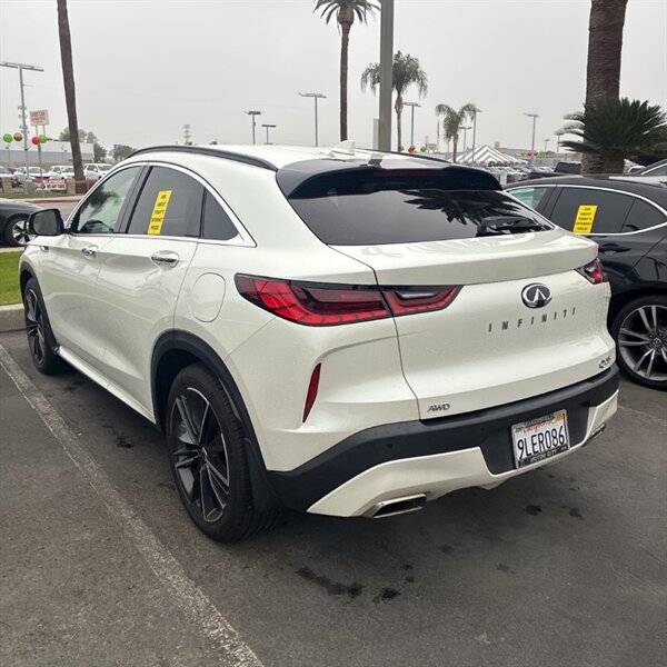 2022 INFINITI QX55 Essential   - Photo 8 - Sherman Oaks, CA 91423